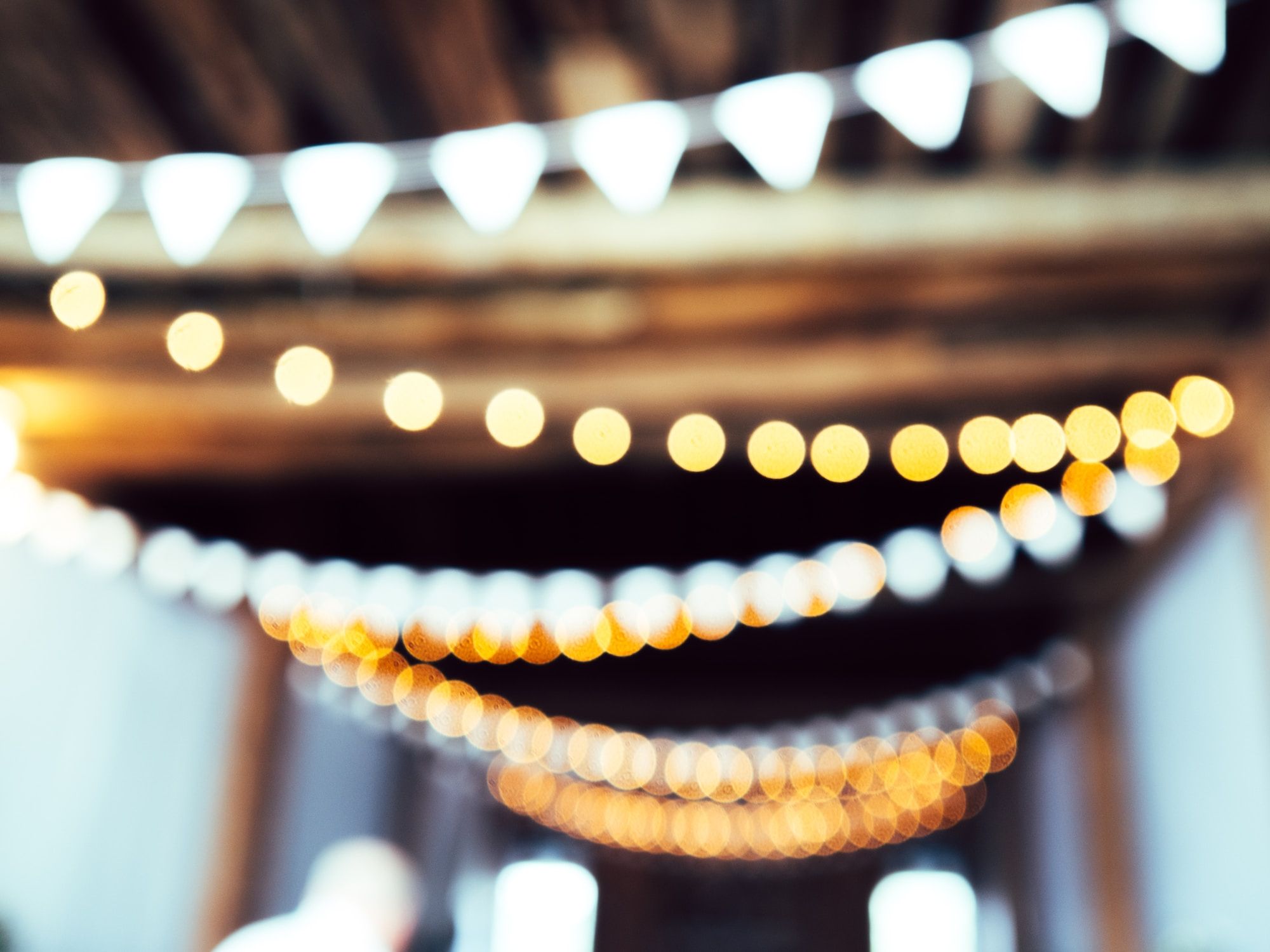 macro-view-of-lights-in-a-party-in-gettysburg-gG6yehL64fo.jpg