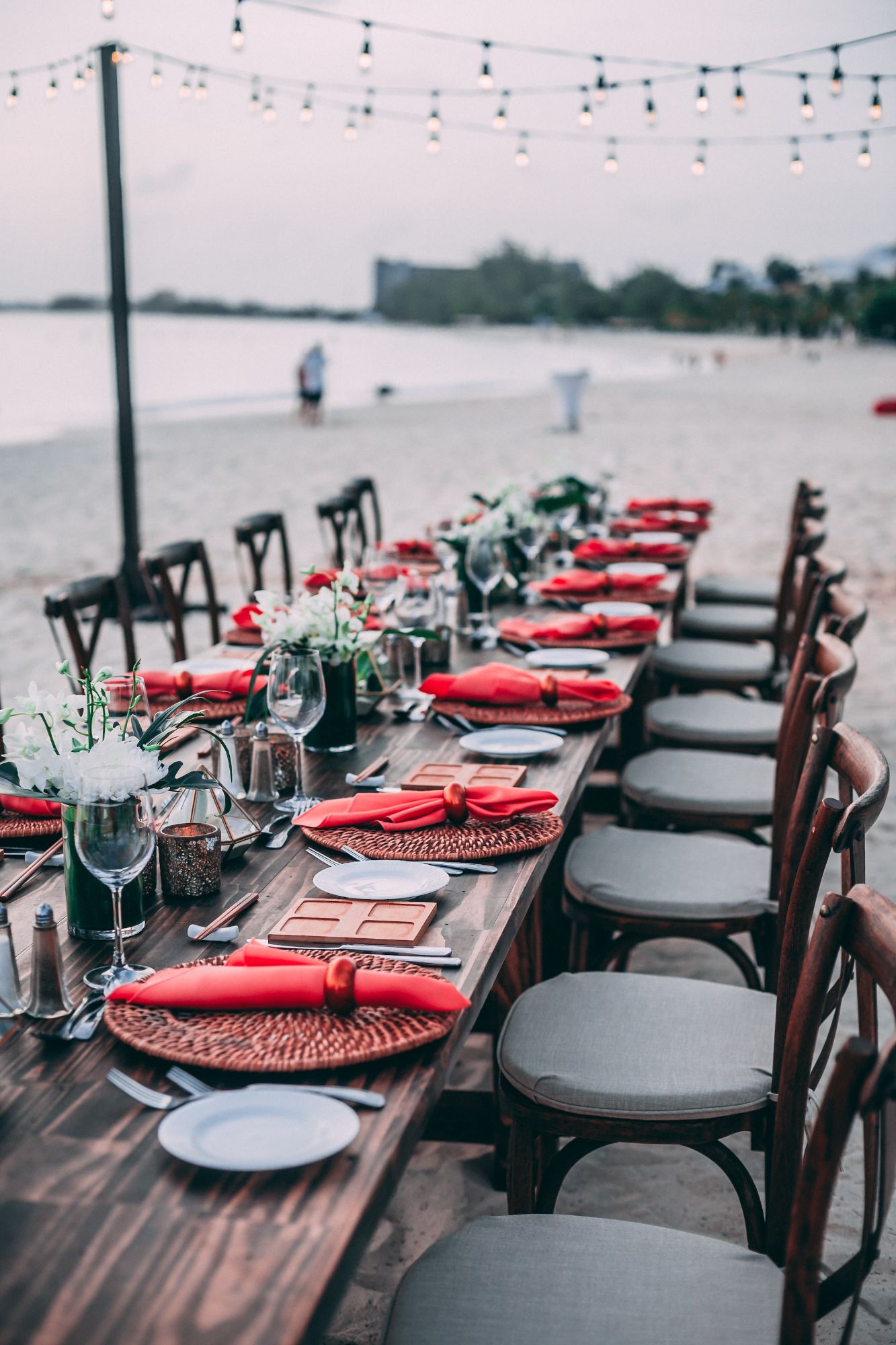 selective-focus-photo-of-dining-table-aQWmCH_b3MU.jpg