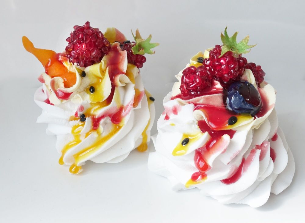 Fruit Pavlova