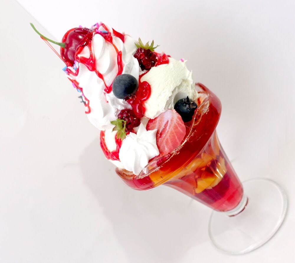 Fruit-Salad-Sundae-Fake-Food5