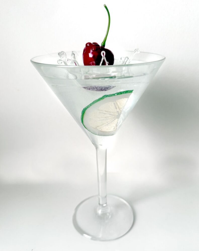 Splash-Cherry-Lime-Martini-3