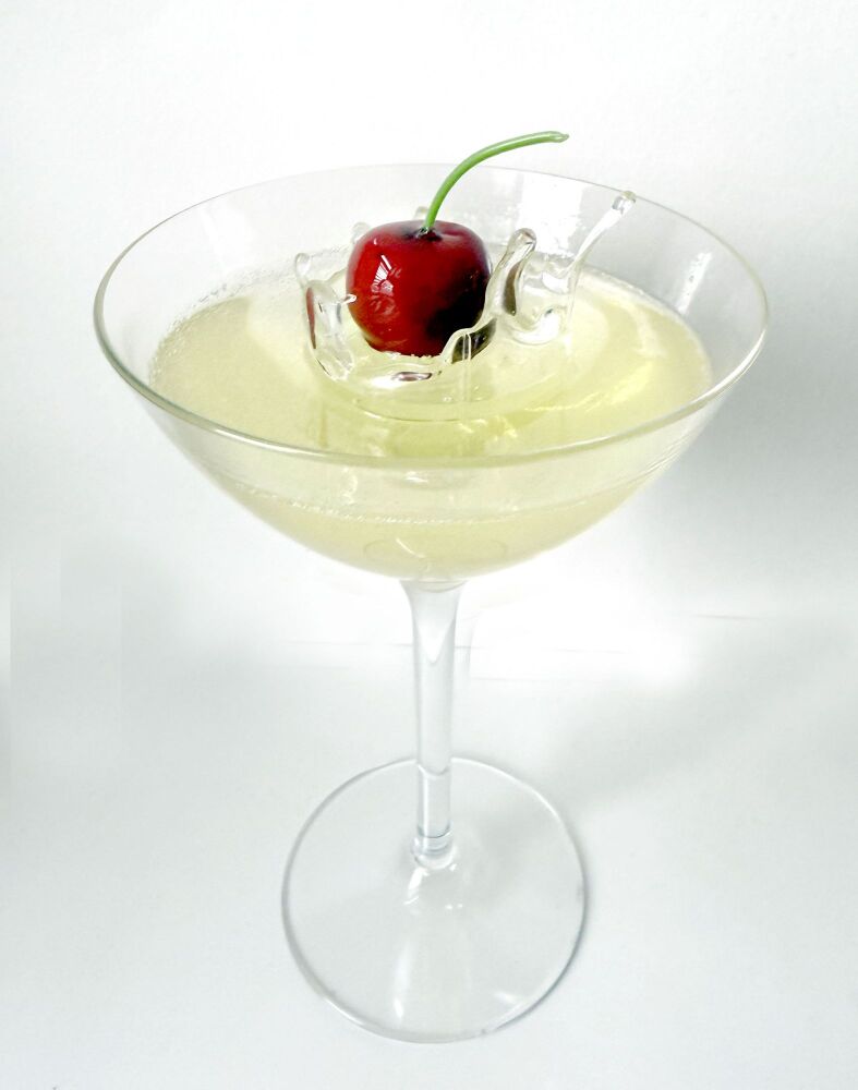 splash-champagne-cocktail