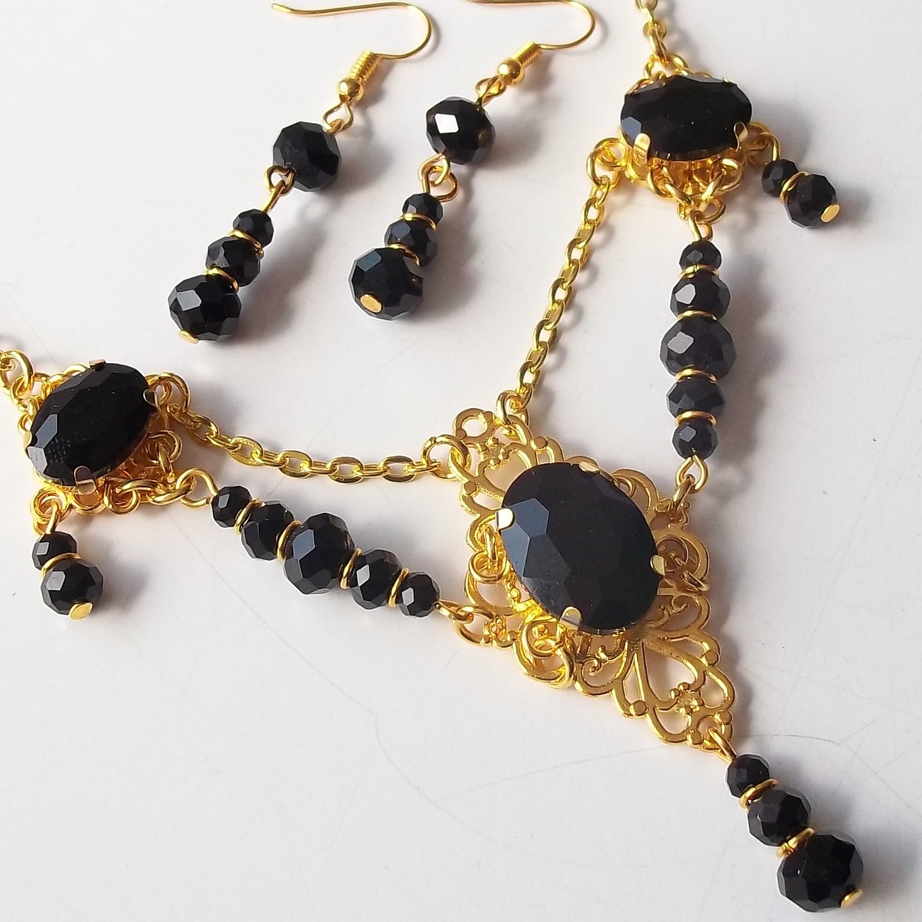 Victorian & Steampunk, Cameos, Lockets, Belts, Trouser Chains, Jewellery, Headpieces, Barrettes
