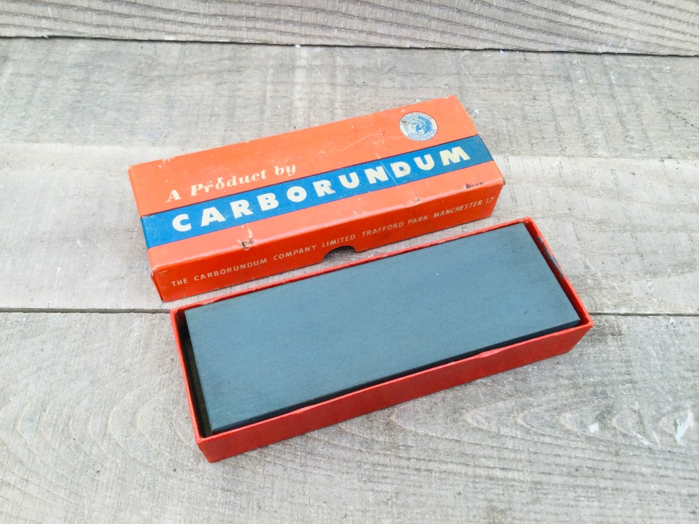 Vintage Carborundum No.109 Combination Silicon Carbide Sharpening Stone