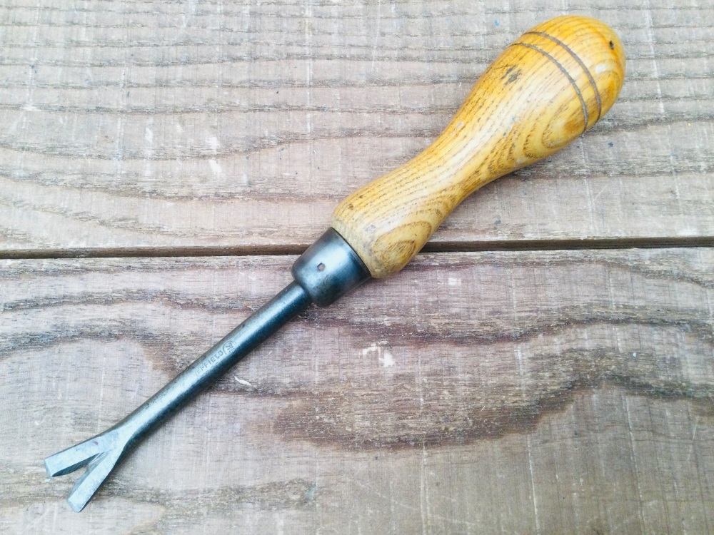 Vintage Sheffield Tack Lifter Vintage Leatherwork Tool