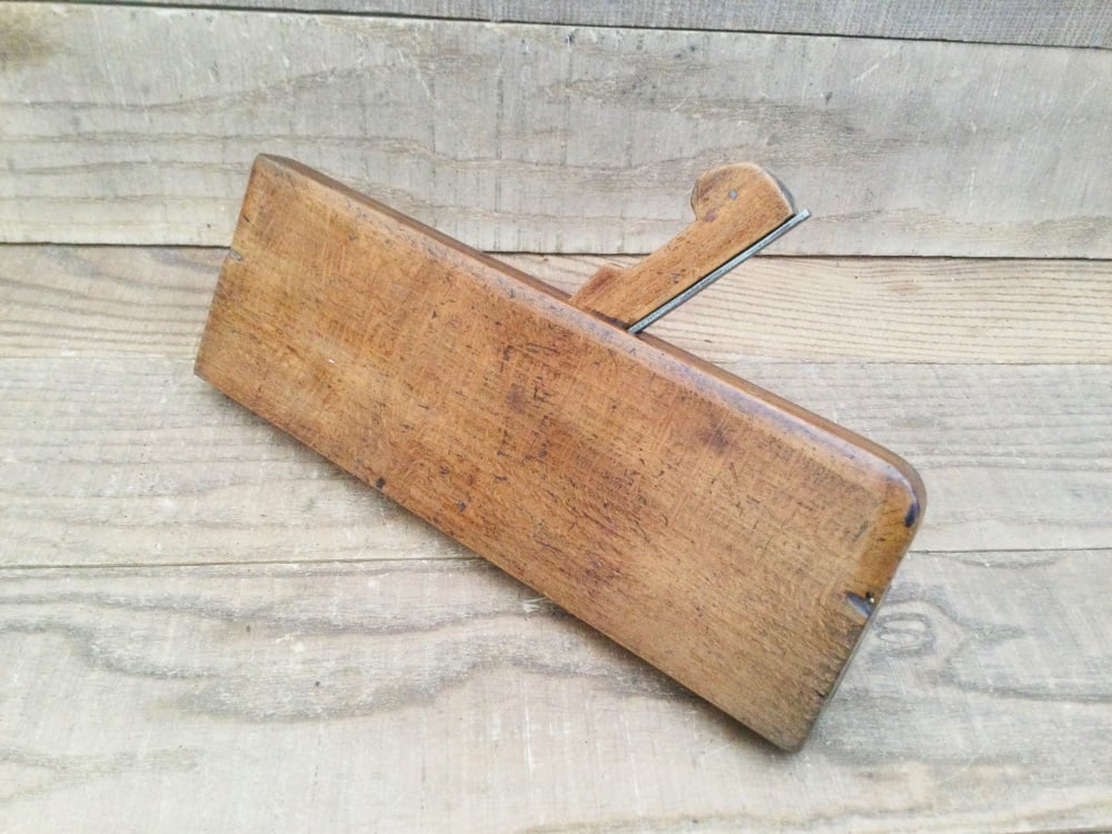 Antique Boxed Single Bead Beechwood Moulding Plane