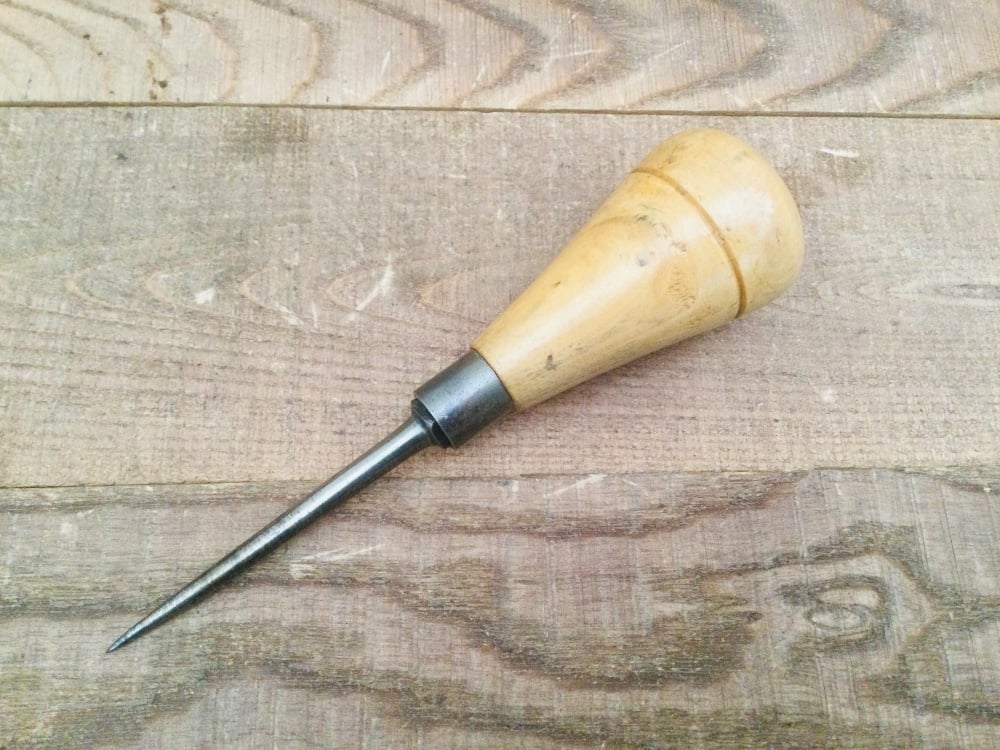 Vintage Leatherwork Carpentry Awl -approx 6.3/4” length