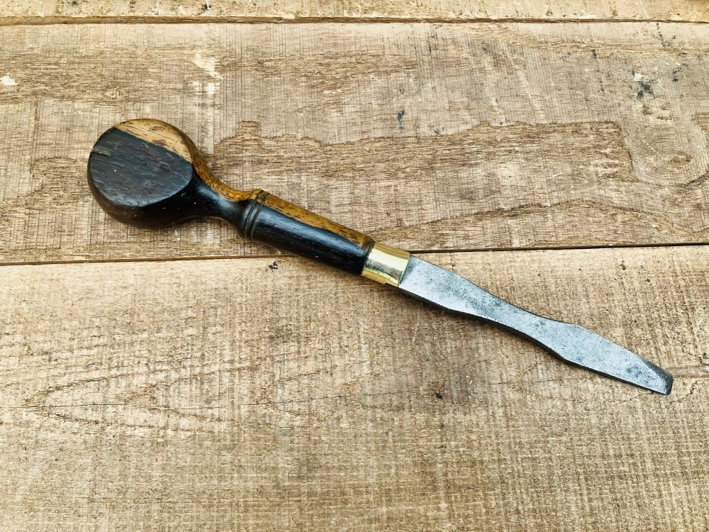 Vintage 8” Cabinetmaker’s London Pattern Turnscrew -possibly lignum vitae handle