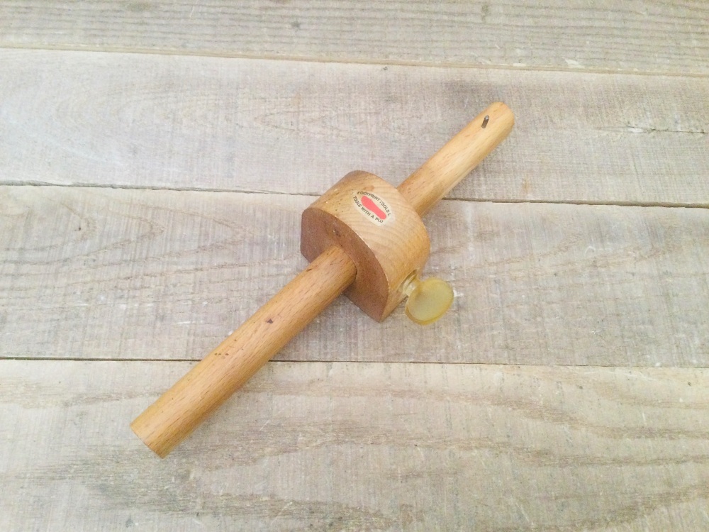 Vintage Footprint Tools Calibrated Beech Marking Gauge