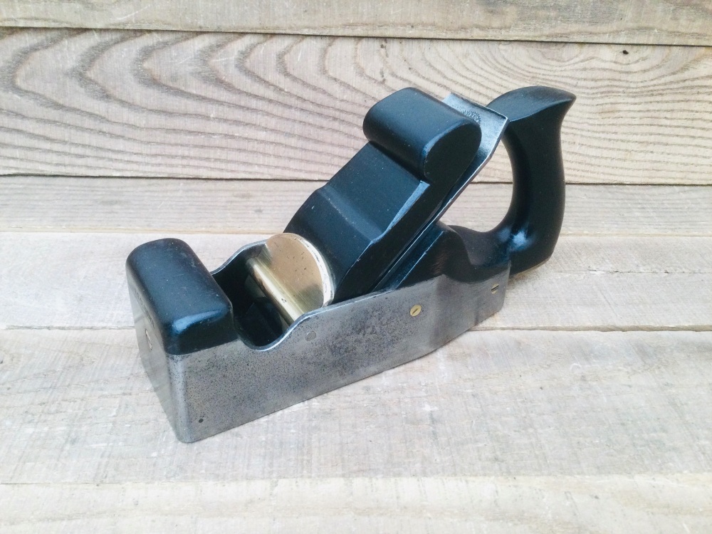 Antique 7 ½” Cast Iron Infill Smoothing Plane