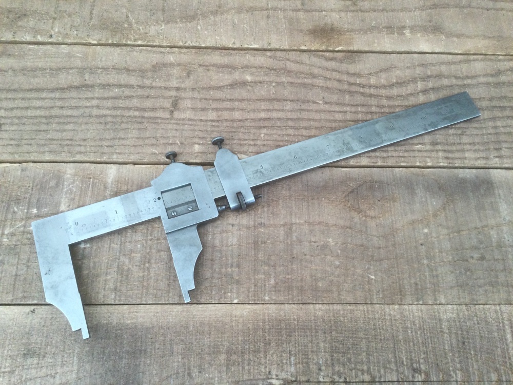 Vintage 10” L.S. Starrett & Co No 122 Vernier Calliper