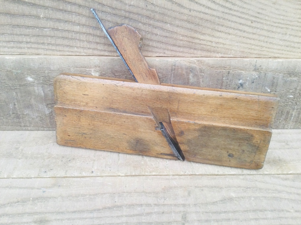 Edward Preston & Sons Beechwood Round Moulding Plane Marked 6