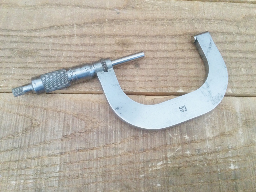 Brown & Sharpe USA No:52 Micrometer 2” - 3”