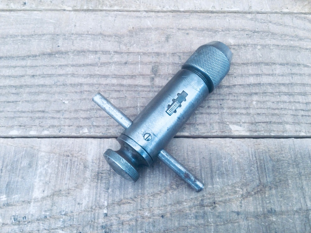 Vintage Hermes No.95 Ratchet  T Handled Tap Wrench