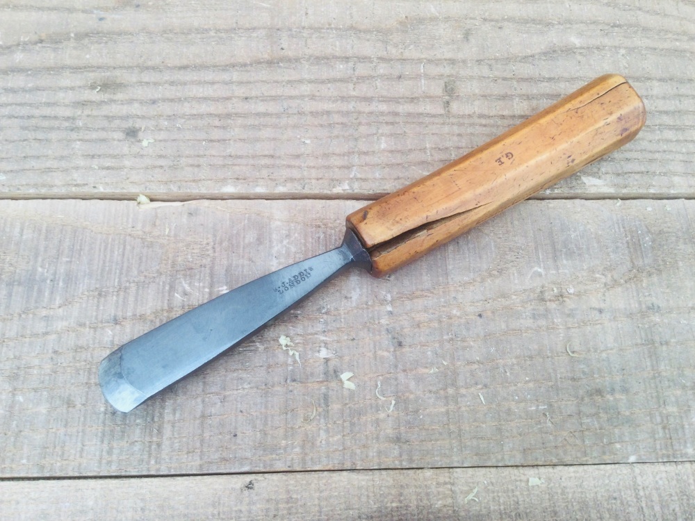 Antique S J ADDIS LONDON Woodcarving Straight Gouge
