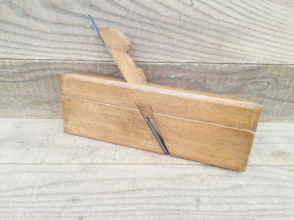 Vintage Moseley & Son London Beechwood Round Moulding - approx. 7/16 Cutter