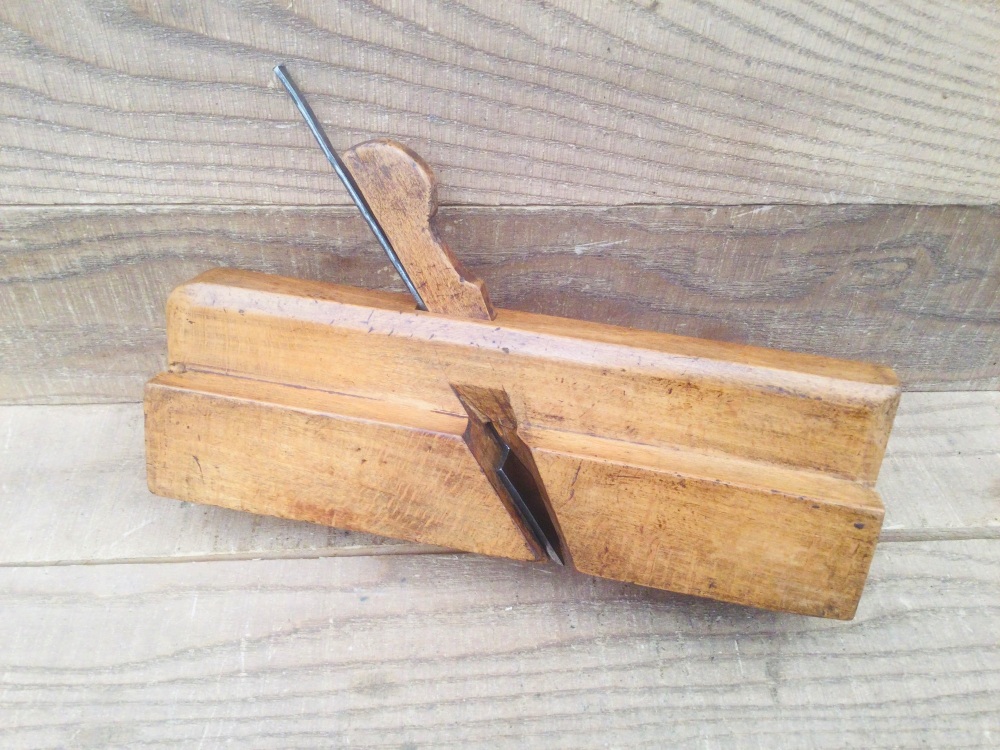 David Kimberley & Son 5/8” Boxed Beechwood Single Bead Moulding Plane
