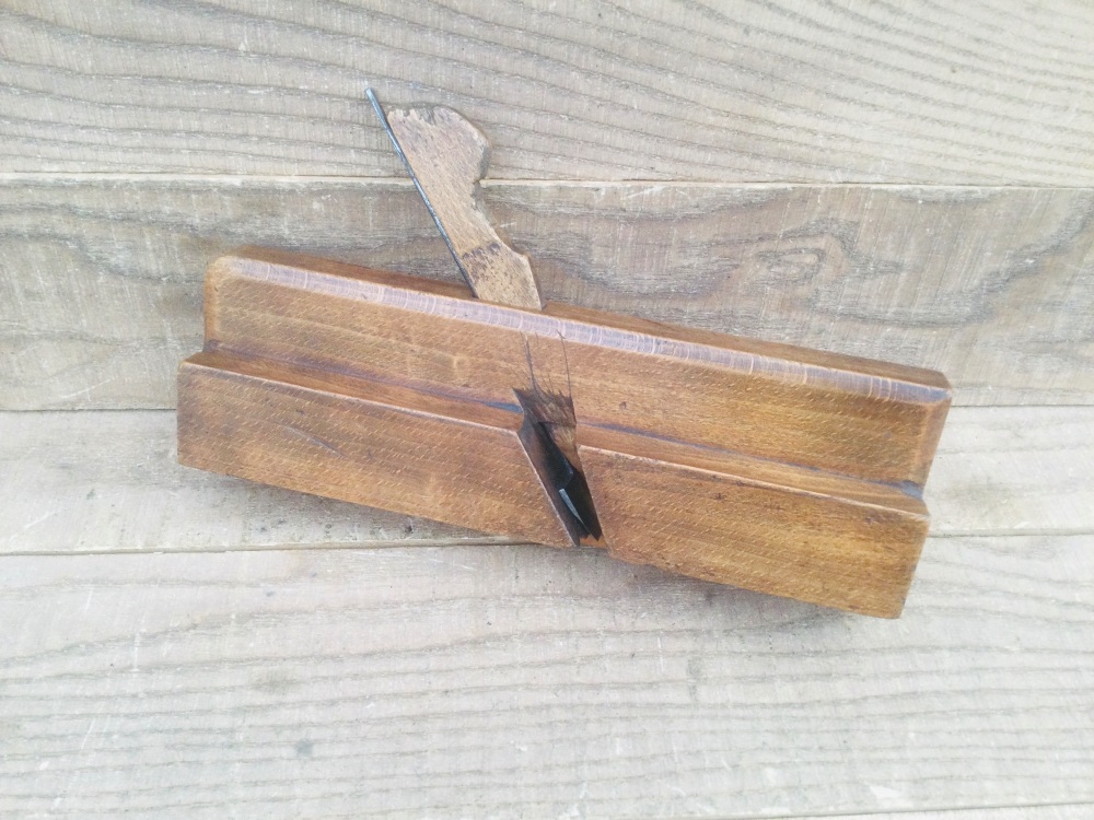 Atkins & Sons 5/8” Beechwood Single Bead Moulding Plane