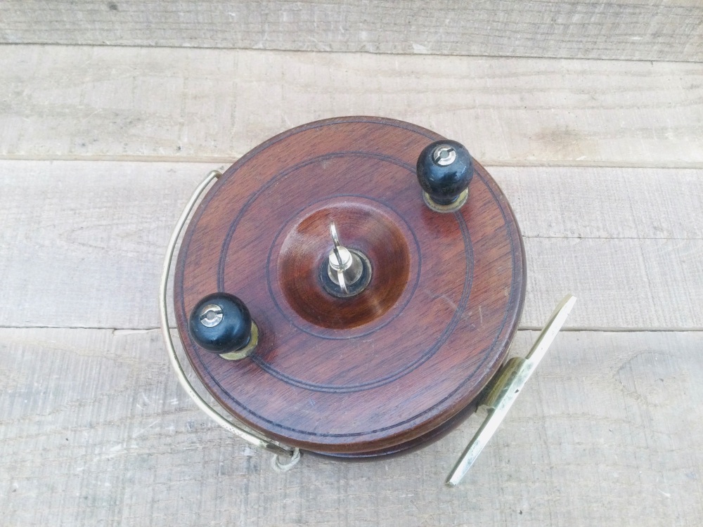 Antique Large 5.3/4” Brass Starback Centre Pin Reel