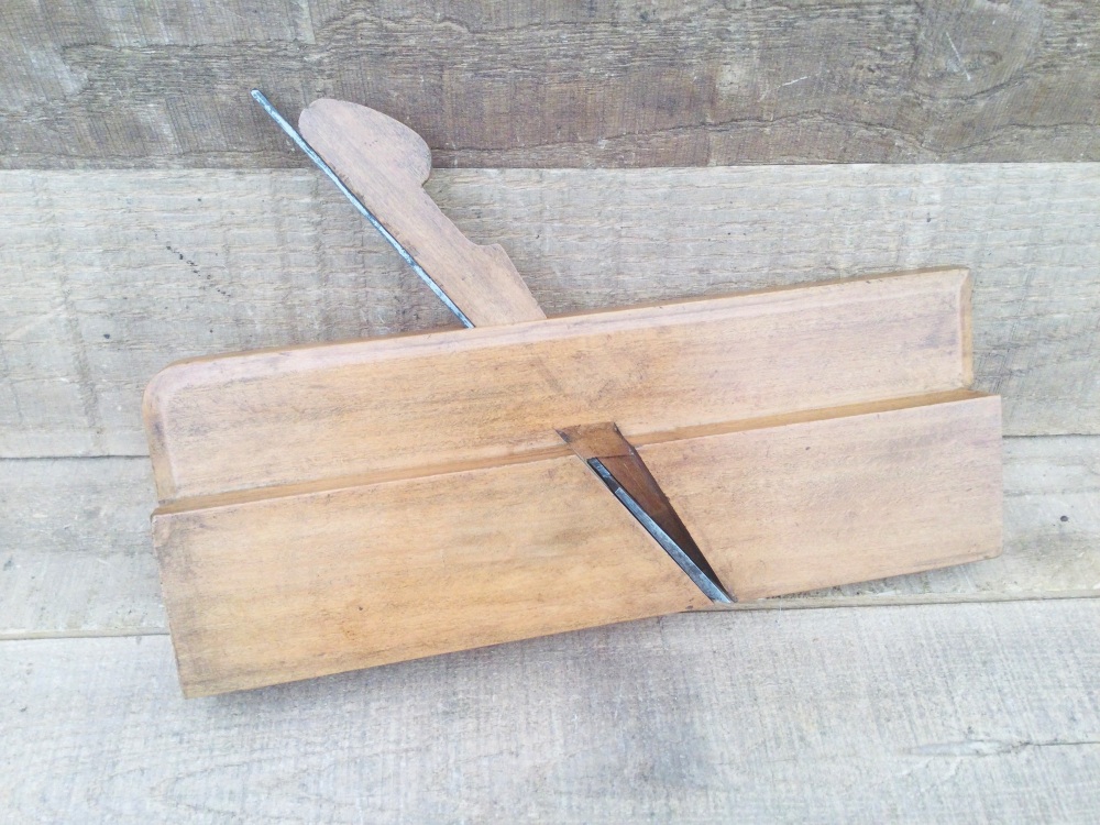 Antique Martin & Shaw Beechwood No. 12 Round Moulding Plane