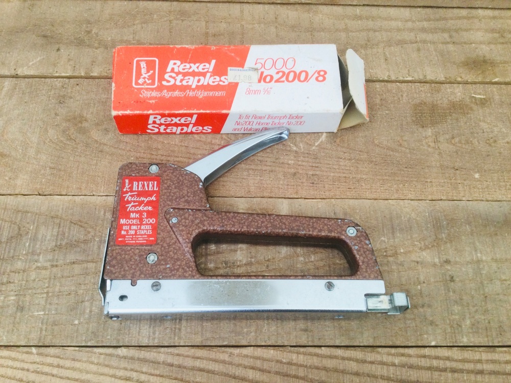 Vintage Rexel Triumph Tacker Model 200 Staple Gun & Spare Staples