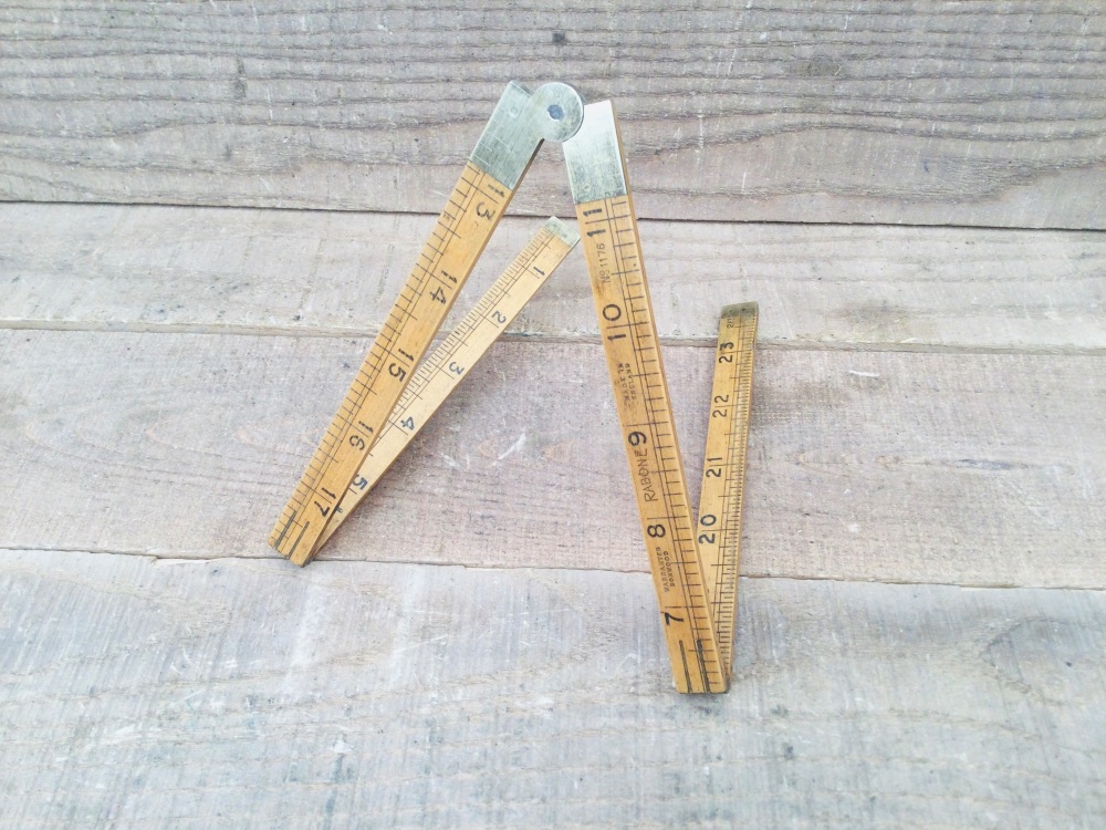 John Rabone & Sons No. 1176 Slimline Boxwood Four Fold Rule 2Ft