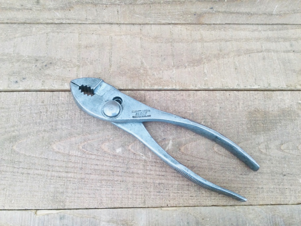 Vintage Elliott Lucas Elect Slip Joint Pliers 6.1/2” Long