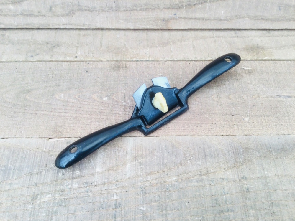 Vintage Flat Sole Cast Iron Spokeshave 1â…” Cutter