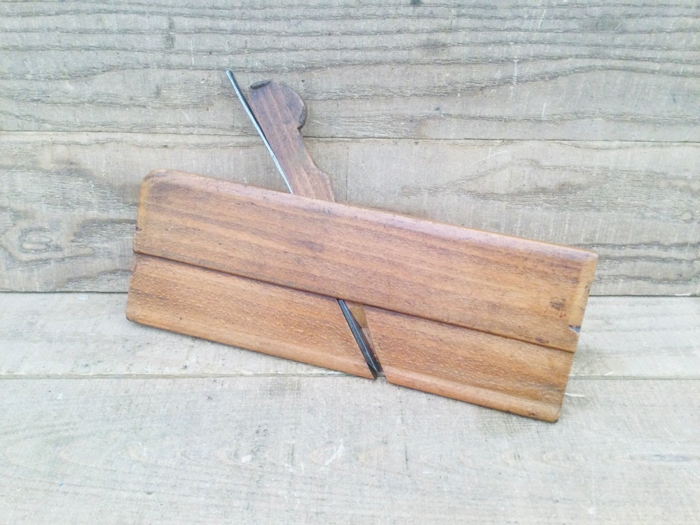 Nelson 122 Edgeware Road London No 4 Beechwood Round Moulding Plane