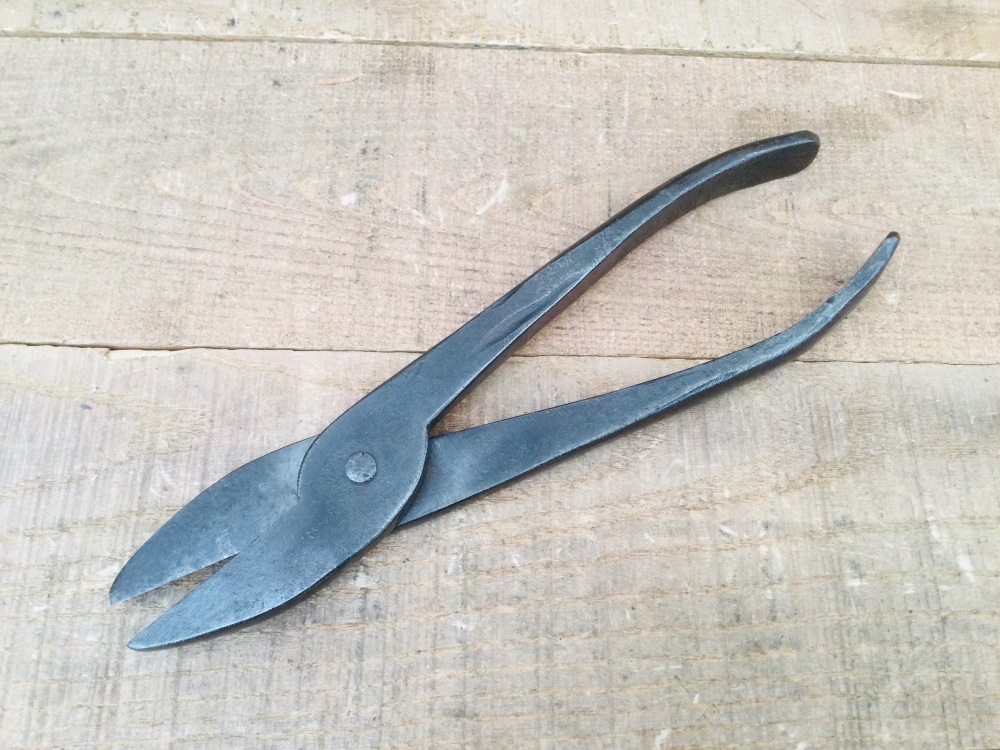 Vintage 8” Tin Shears