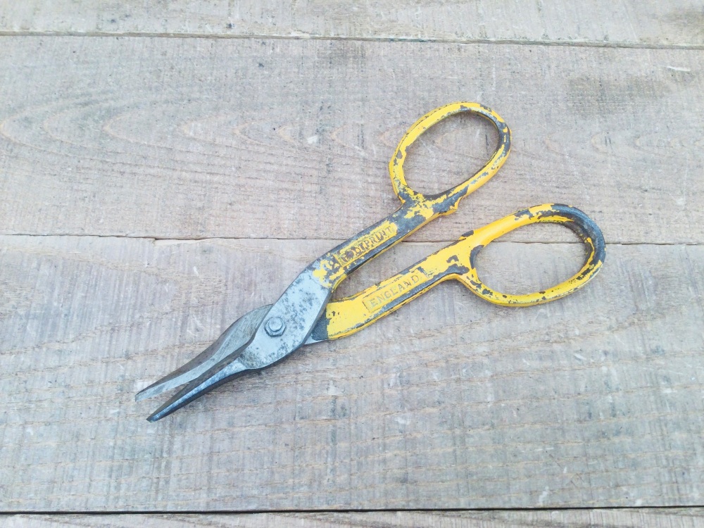 Vintage 7” Footprint Tin Snips Made In England
