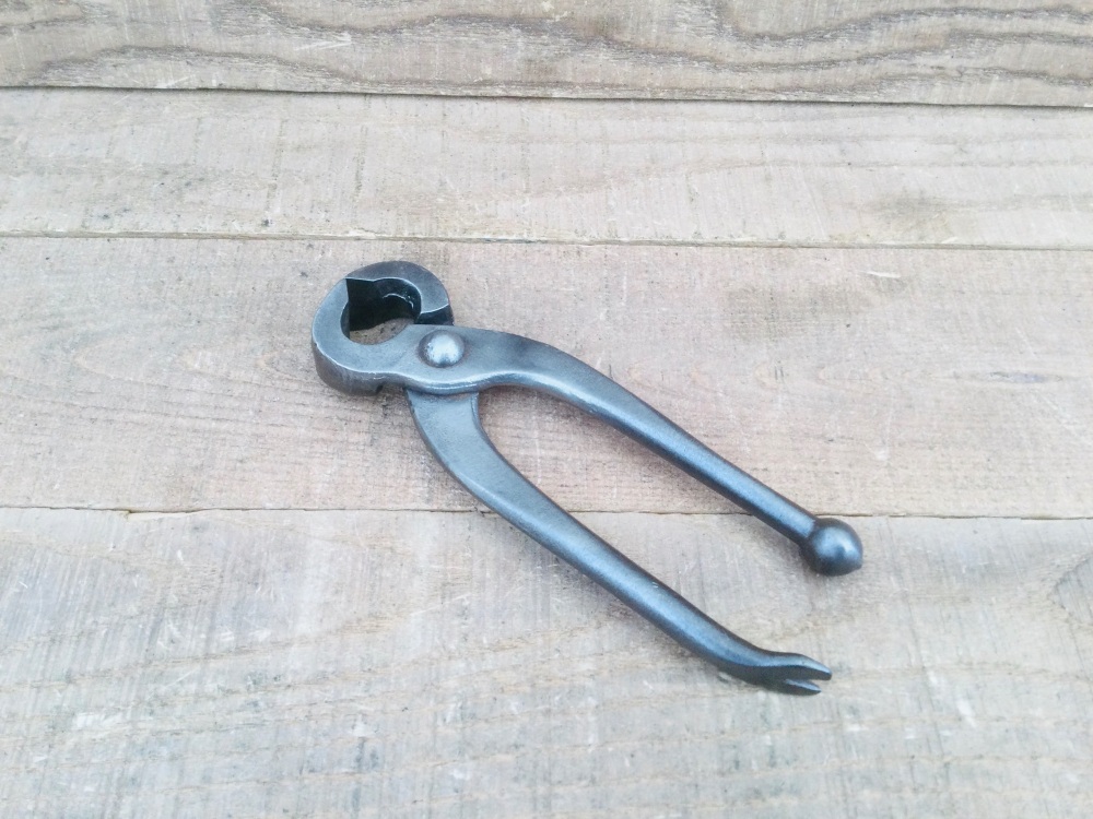 Vintage Ball & Claw 6½” Carpentry Pincers