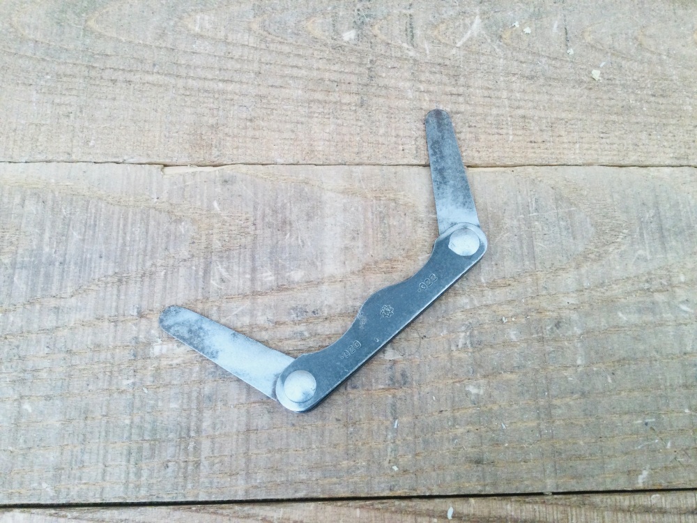 Vintage Engineers Feeler Gauge - 0.020 x 0.022