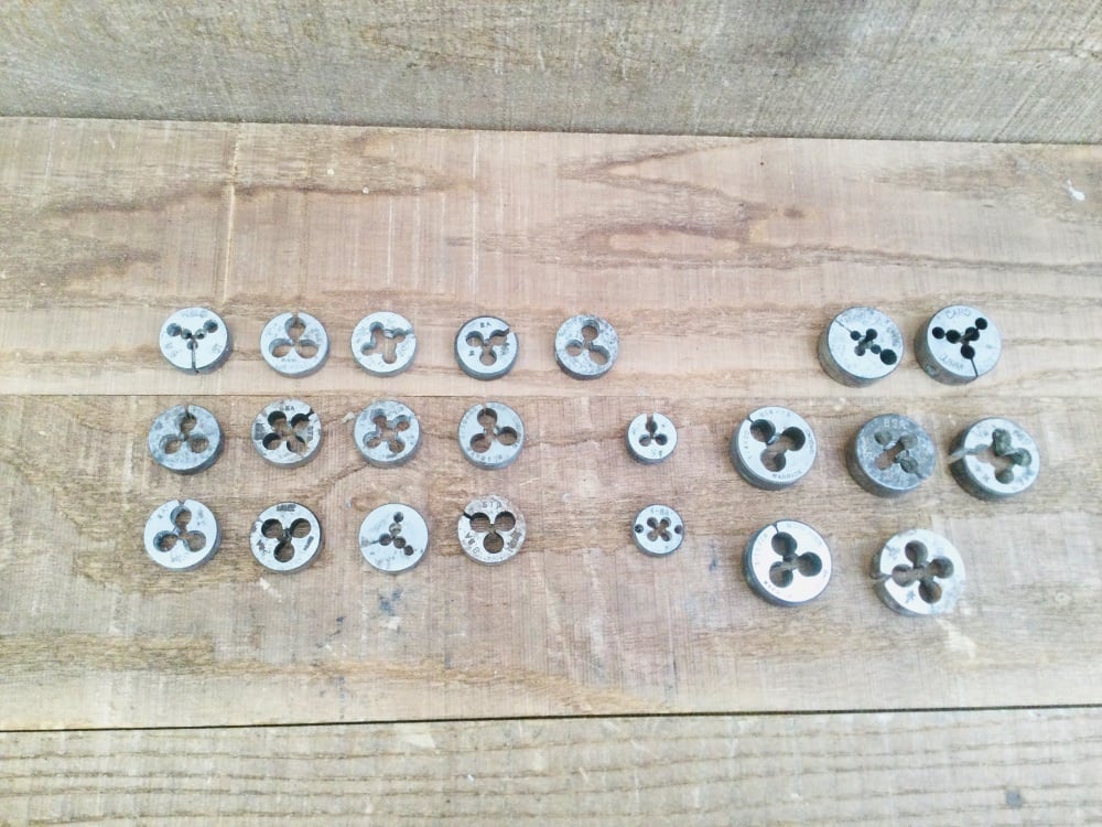 Selection Engineers Dies For Stock Holder Size- 1 inch , 5/8 inch, 13/16 inch