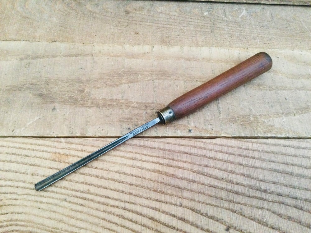 Antique J B Addis & Sons Sheffield 1/4” V Gouge
