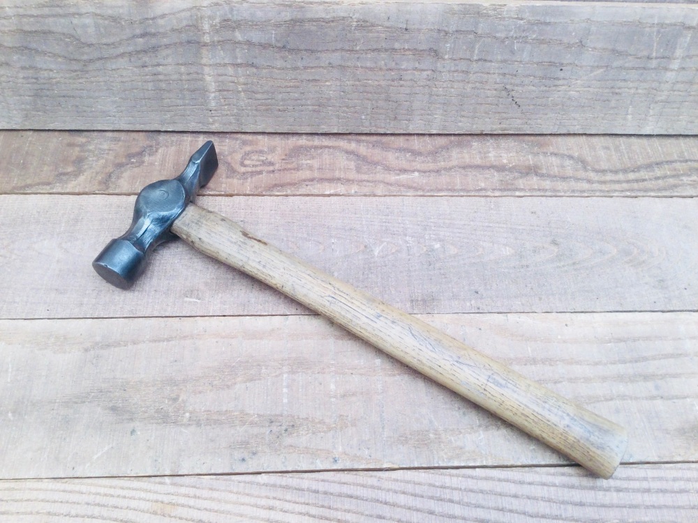 Vintage Carpentry Cross Pein Hammer