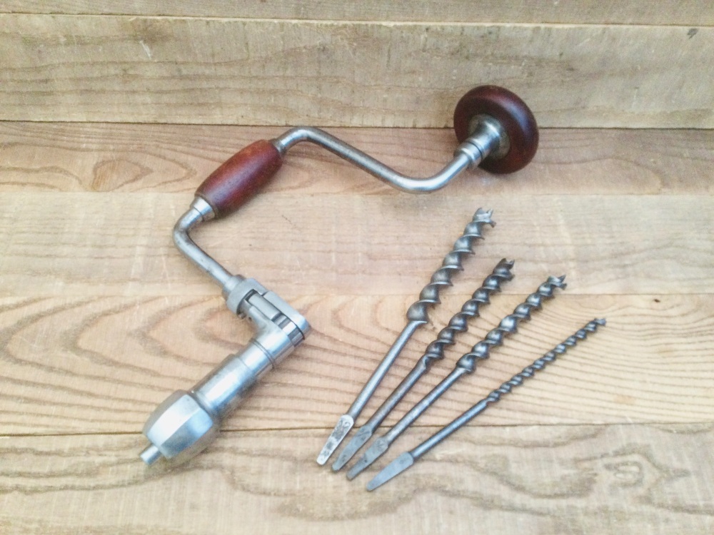 Vintage Carpentry Ratchet Brace 10&rdquo; Sweep & Four Drill Bits