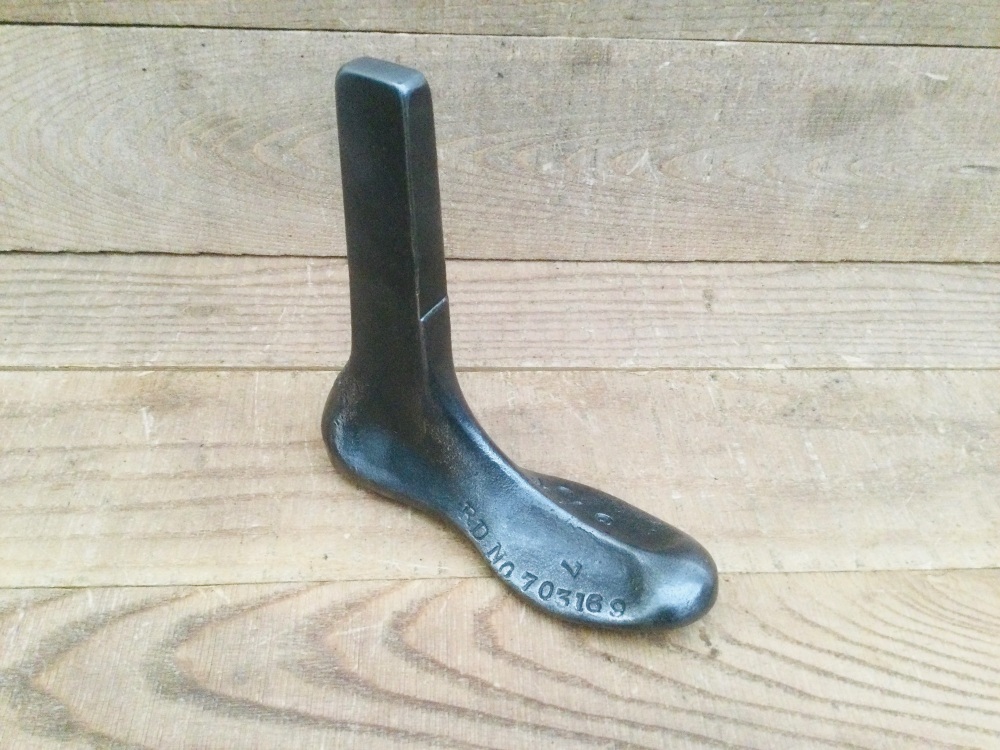 Vintage Cast Iron Shoe Last Size 6 & 7 Paperweight Doorstop Bookend
