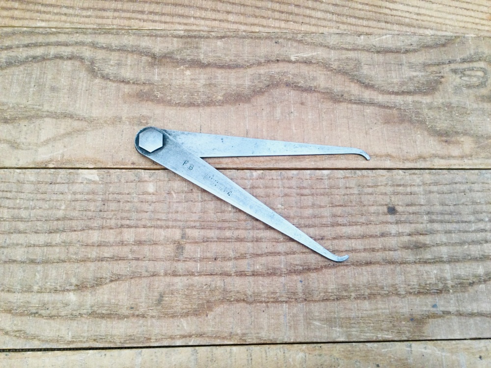 Moore & Wright 5.1/2” Outside Edge Steel Calipers