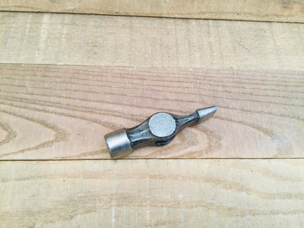Vintage Stanley 8oz Cross Pein Carpentry Hammer Head