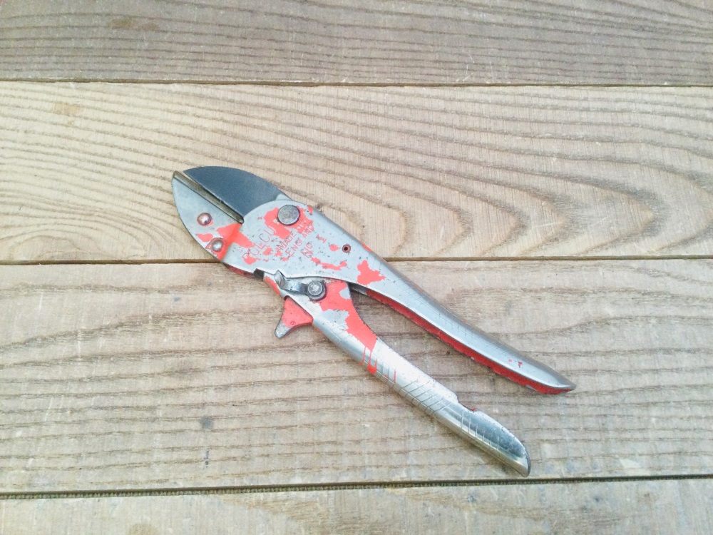 Vintage Rolcut No. 1 Anvil Pruning Secateurs