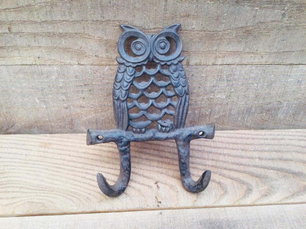 Vintage Rustic Cast Iron Owl Coat Double Hook Wall Mounted