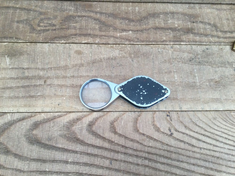 Vintage Pocket Metal Cased Folding Magnifying Glass
