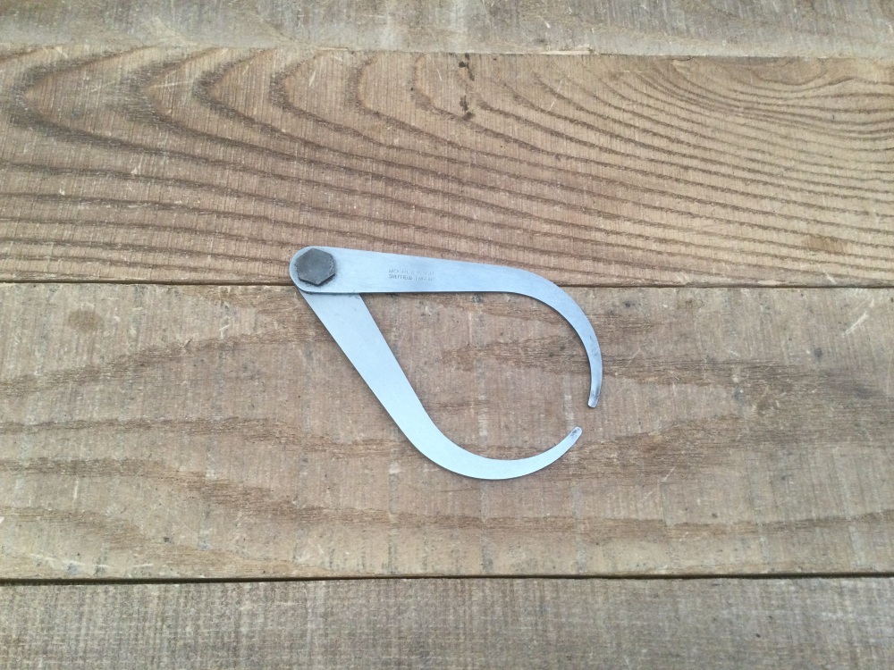 Moore & Wright Sheffield 4 &acirc;" Steel Firm Joint Calipers