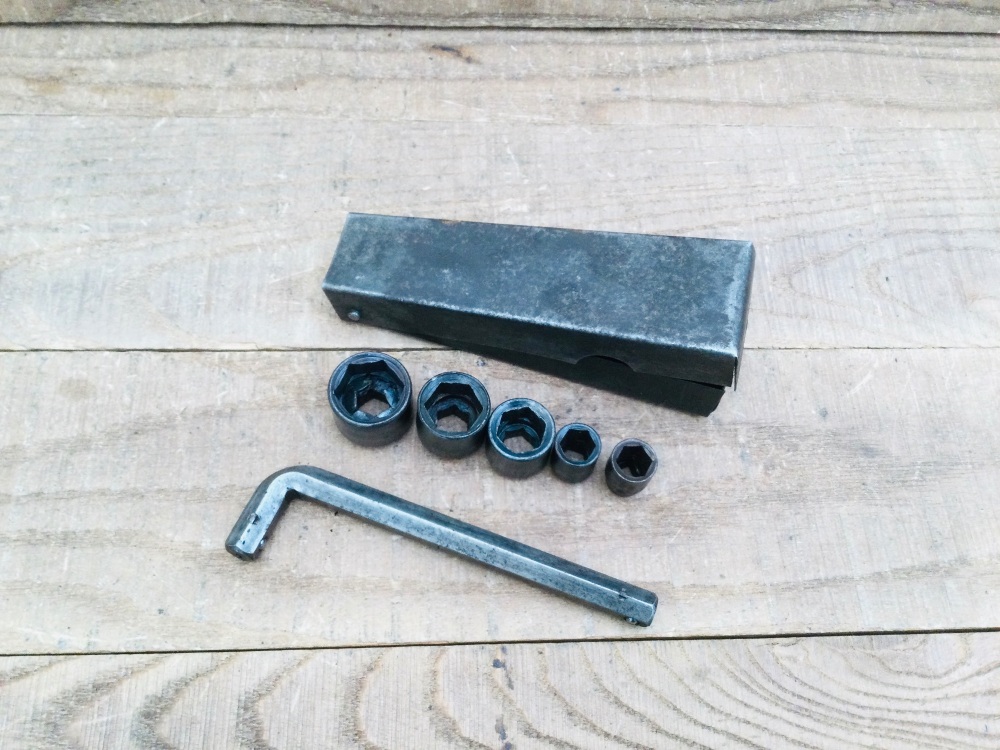 Vintage Imperial Small Socket Set