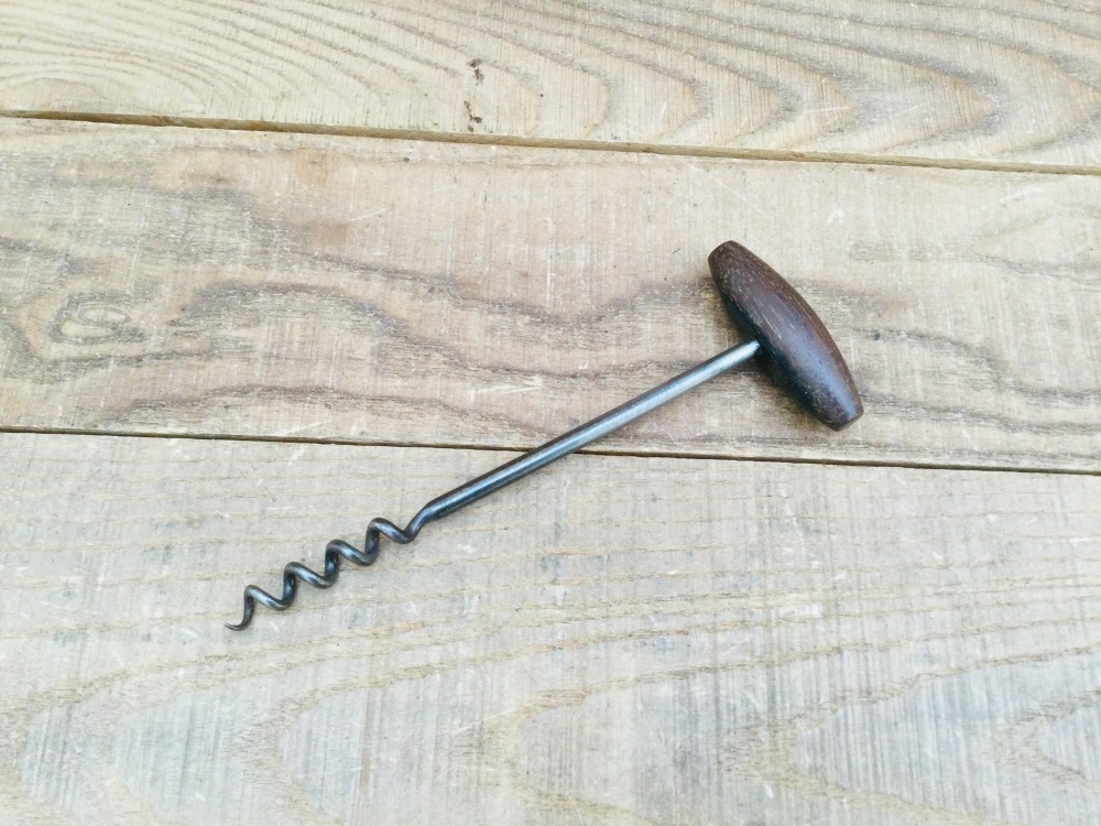 Antique Corkscrew Turned Wooden Handle Twist Pull Cork Screw
