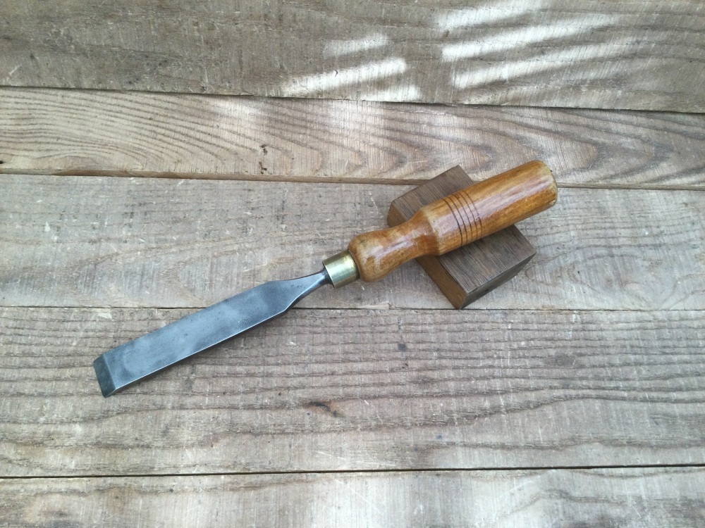 Vintage 7/8&rdquo; Frank Mills & Co Sheffield Carpentry Firmer Chisel