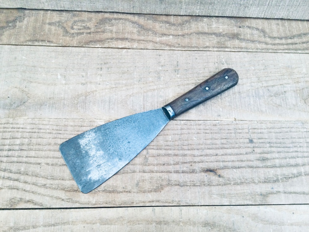 Vintage Decorators Scraper Tool