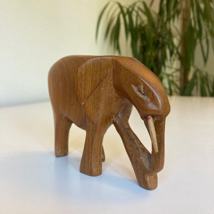 Wooden Elephant Hand Carved Wooden Elephant Genuine Vintage Collectable