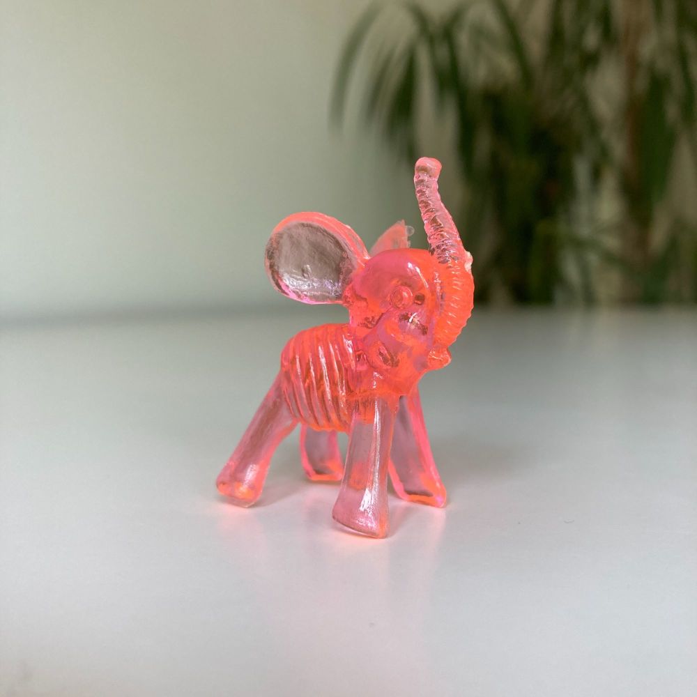 Pink Lucite Elephant Figurine Acrylic Plastic Hong Kong Rare Collectable